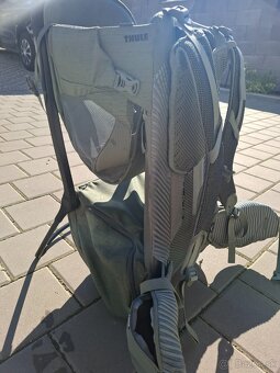 Thule ergonomický nosic - 2