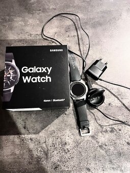 Predám hodinky Galaxy Watch - 2