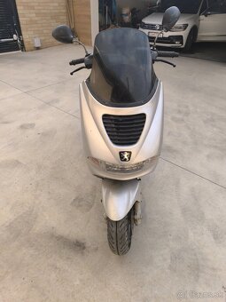 Predám skuter Peugeot elisseo 100 - 2