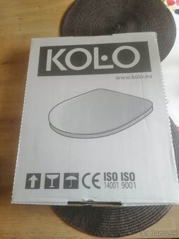 Predám záchodovú doku - nová zabalená v originál krabici. - 2