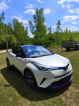 Toyota C-HR 1.8 Hybrid Dynamic E-CVT FWD, sezonné prezutie - 2