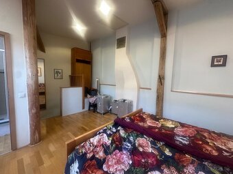 Na prenájom apartmán v centre mesta - Voľný Ihned - 2