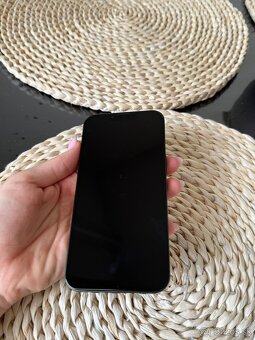 .-,-.87% Baterka Predam IPhone 13 128GB - 2
