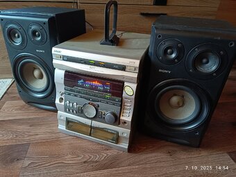 SONY RX77 + SONY SS-EX50...2x80W RMS - 2