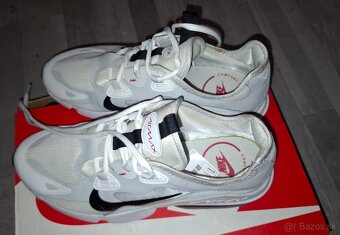 Predám tenisky Nike Air Max Infinity 2 - 2