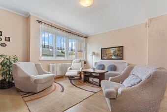 Ponúkame na predaj veľmi príjemný rodinný dom v Jakubove - 2