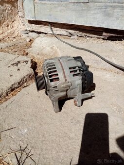 Alternátor Škoda Octavia 2. 1,4-16V - 2
