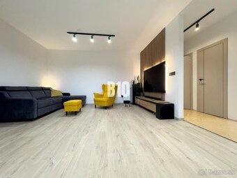 Veľkometrážny 3 izbový byt s garážou - 2