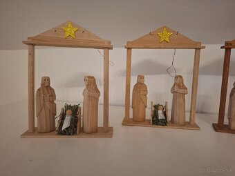 Betlehem rozne farby dreva - 2