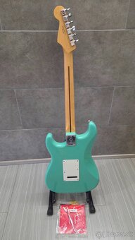 fender player stratocaster - 2