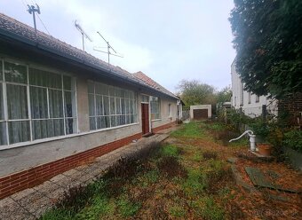 Na predaj rodinný dom v centre Vrábel v tichej uličke - 2