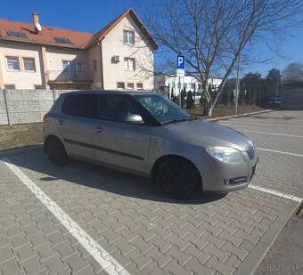 Škoda Fabia II - 2