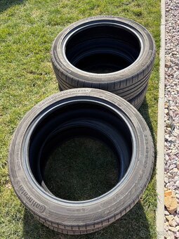 Letné pneumatiky 235/45 R20 - 2