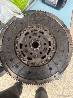 Spojková sada 1.9/2.0tdi 240mm 6q - 2