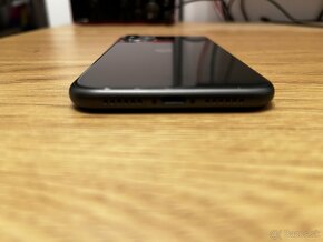 Apple iPhone 11 128GB + Smart Battery Case - 2