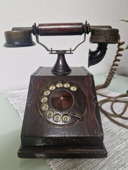 Predam retro telefon Tesla. - 2