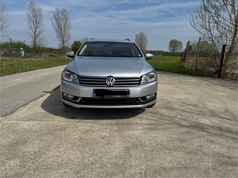 Volkswagen Passat B7 Combi 2.0 TDI - 2