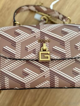Kabelka guess - 2