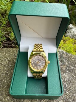 Hodinky Rolex Datejust | 41mm | Silver & Gold Dial - 2