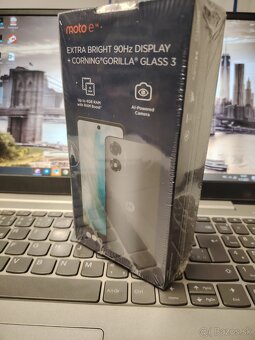Moto E14 - 2