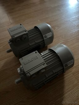Nové Elektromotory 3x INNOMOTICS - 2