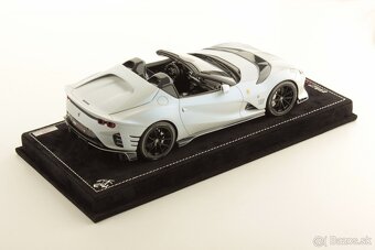 Ferrari 812 CompetizioneA | MR Collection 1/18 - 2