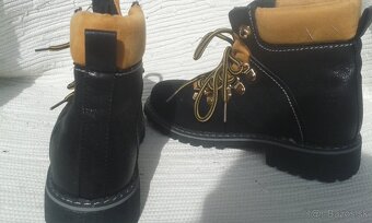 dámske zimné topánky (štíl Timberland) - 2