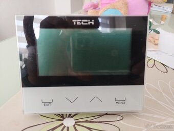 BEZDRÔTOVÝ REGULÁTOR IZBOVÉHO TERMOSTATU - 2