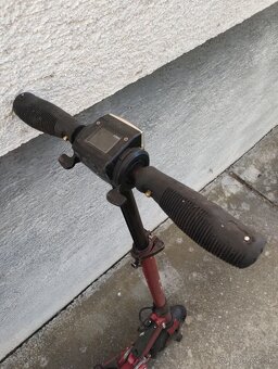 Predám elektrickú kolobežku...nepojazdnu - 2