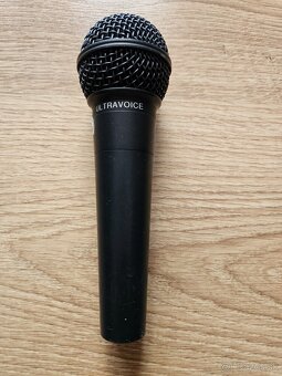 Behringer Ultravoice XM8500 - 2