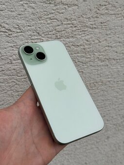 Apple iPhone 15 128GB Zelený - 2