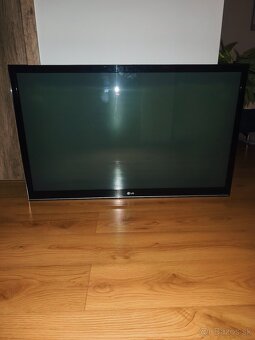 Televízor - plazma - 2