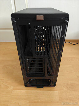 Fractal Design North, čierna s priehľadnou bočnicou - 2