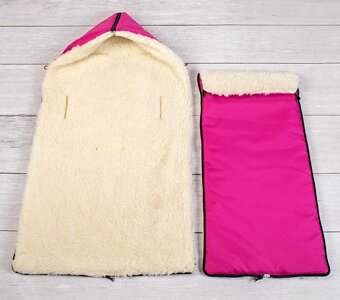 Fusak ovčie rúno s otvormi na bezpečnostné pásy - 2