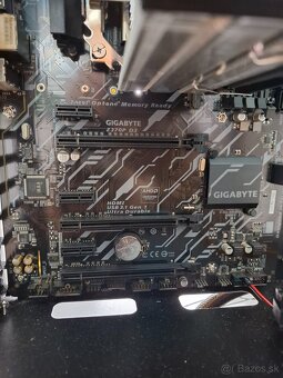 Gigabyte Z370 D3 - 2