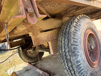 Vyklápacia vlečka - 2