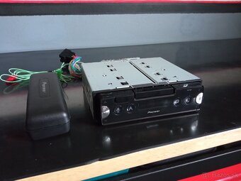 Autorádio Pioneer - 2