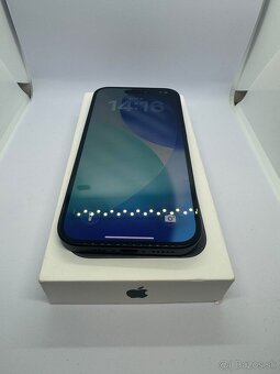 iPhone 16 256GB Black - 2