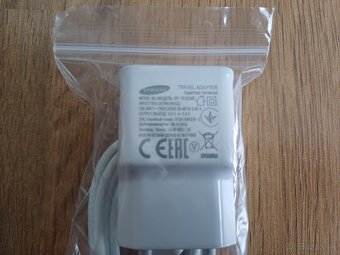 SAMSUNG Nabíjačka EP-TA12EWE - 2