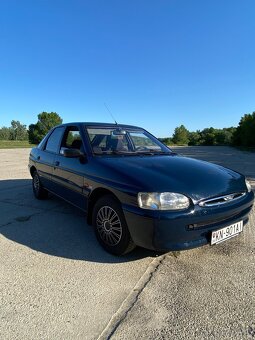 Ford Escort - 2