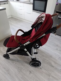 Predám kočík Petite&Mars Royal - 2