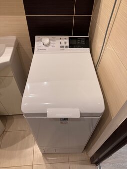 Práčka elektrolux - 2