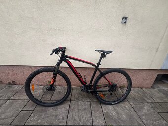 Horský bicykel Specialized - 2