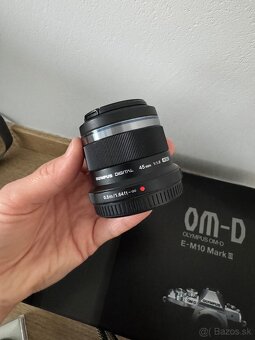 Olympus OM-D E-M10 Mark III s 2 objektívmi a príslušenstvom - 2