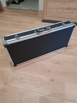 Predám  mutiefekt BOSS GT 100 V2 - 2