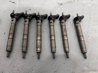 Vstrekovace 3.0tdi Bosch 059130277AR - 2