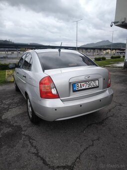 HYUNDAI ACCENT - 2