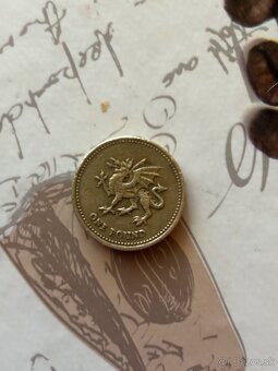 1 font Elizabeth 2000 - 2