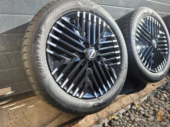 Zánovná Letná Sada Nissan Leaf+GoodYear 215/50 R17 - 2