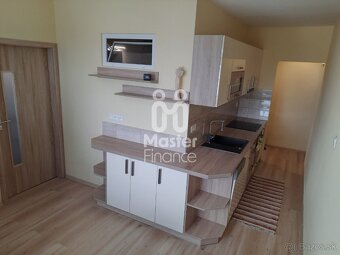 Na predaj 3 izbový byt Bánovce nad Bebravou - 2